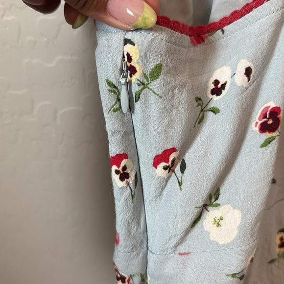 Floral Print Tank Top with Red Accents - Picture 6 of 8